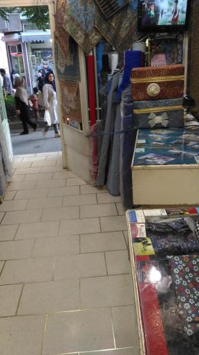 عکس فروشگاه لاله سیاه