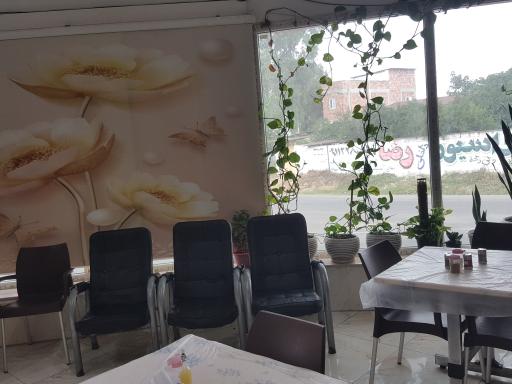 عکس رستوران کریم نژاد