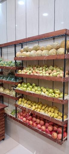 عکس فروشگاه میوه تمشک