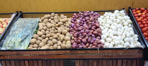 عکس فروشگاه میوه تمشک