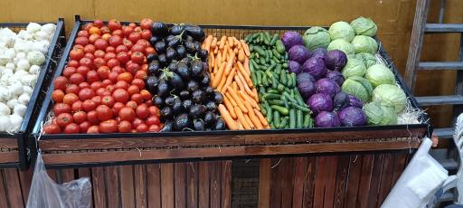 عکس فروشگاه میوه تمشک