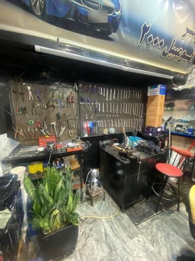 تعمیرگاه کولر اتومبیل ۲۰۰۰