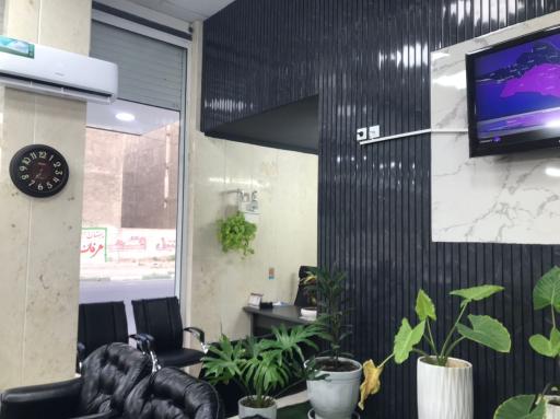 عکس دفتر املاک افق