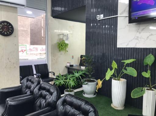 عکس دفتر املاک افق