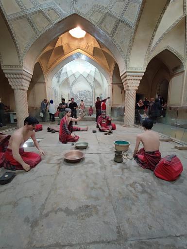 عکس موزه حمام وکیل