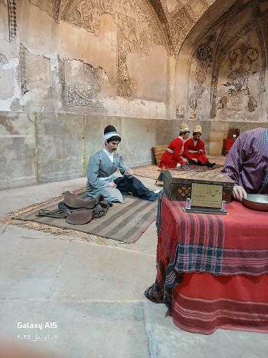 عکس موزه حمام وکیل