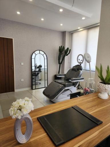 عکس کلینیک تخصصی دیابت و ترمیم زخم دکتر شیرین بنیاد