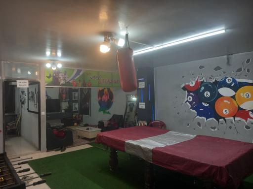 عکس کافه فوتبالی گریفین