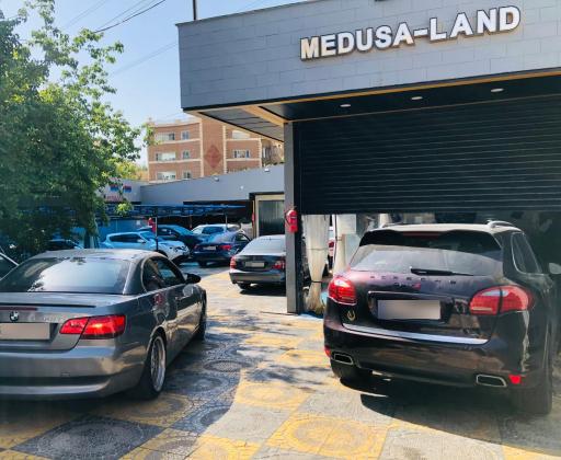 عکس مجموعه خدمات خودرویی مدوسا لند