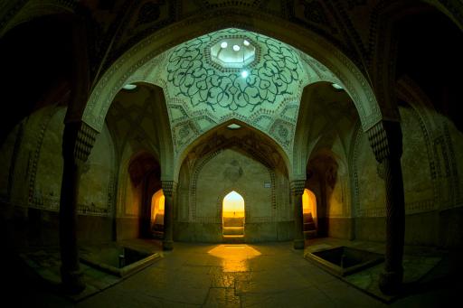 عکس موزه حمام وکیل