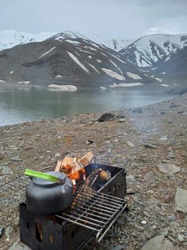 عکس دریاچه چشمه سبز گلمکان