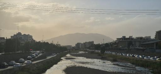 عکس رودخانه خشک (خرم رود)