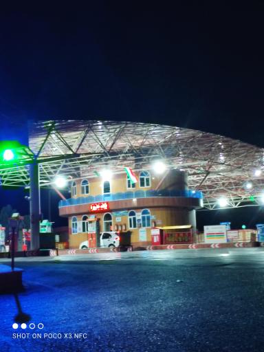 عکس پمپ بنزین خلیج فارس