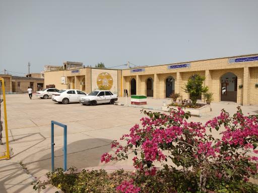 عکس دبیرستان دوره اول دخترانه دریا