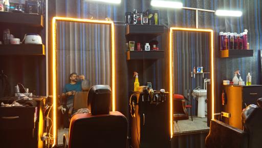 عکس پیرایش رادین 