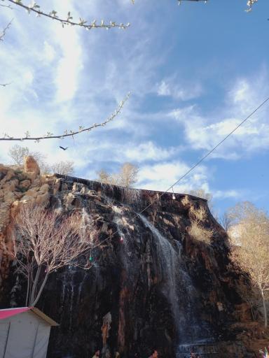 عکس آبشار مصنوعی مهاباد