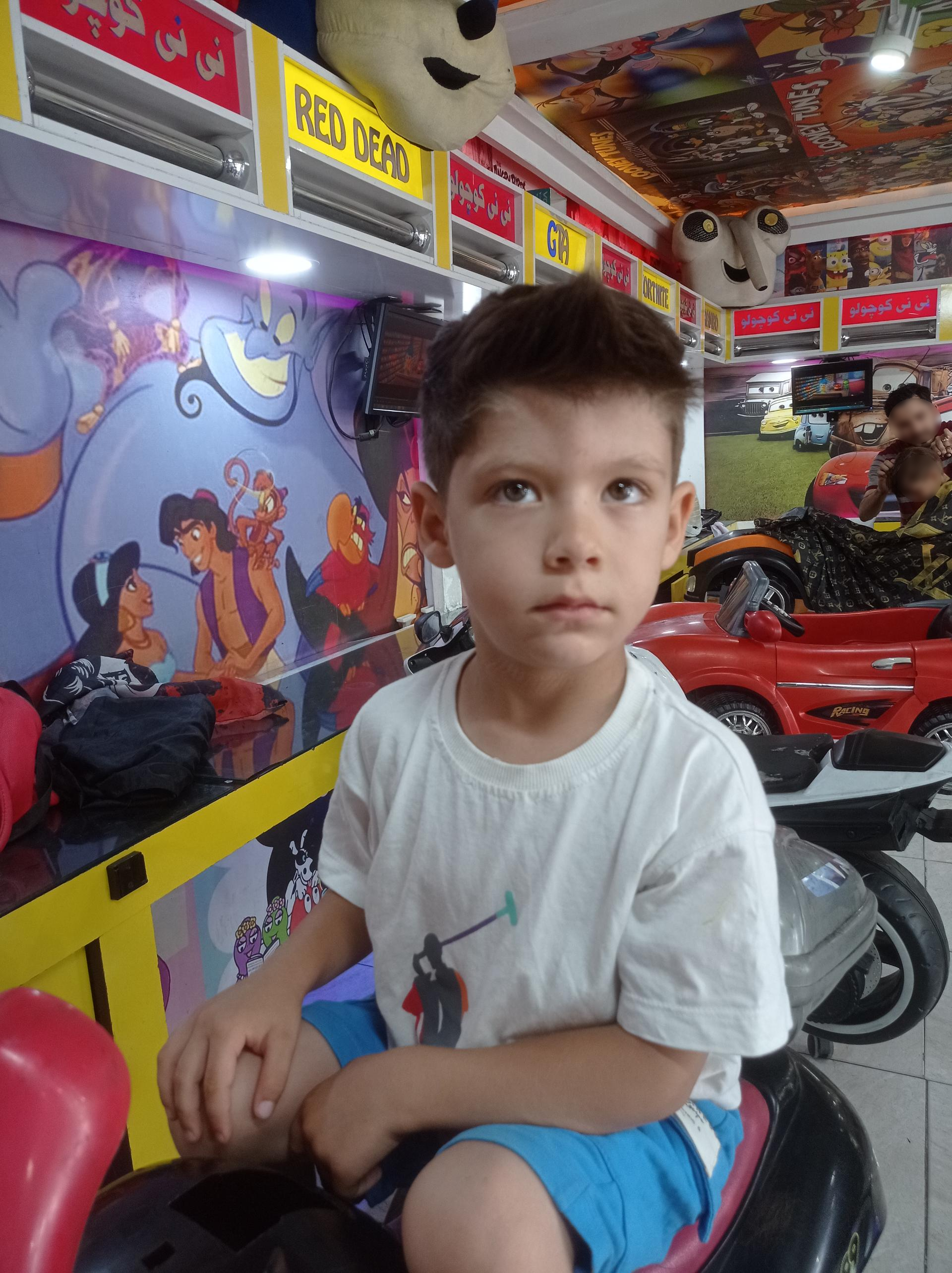 عکس آرایشگاه کودک نی نی کوچولو