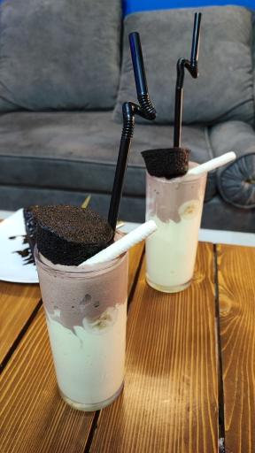 عکس وی کافه