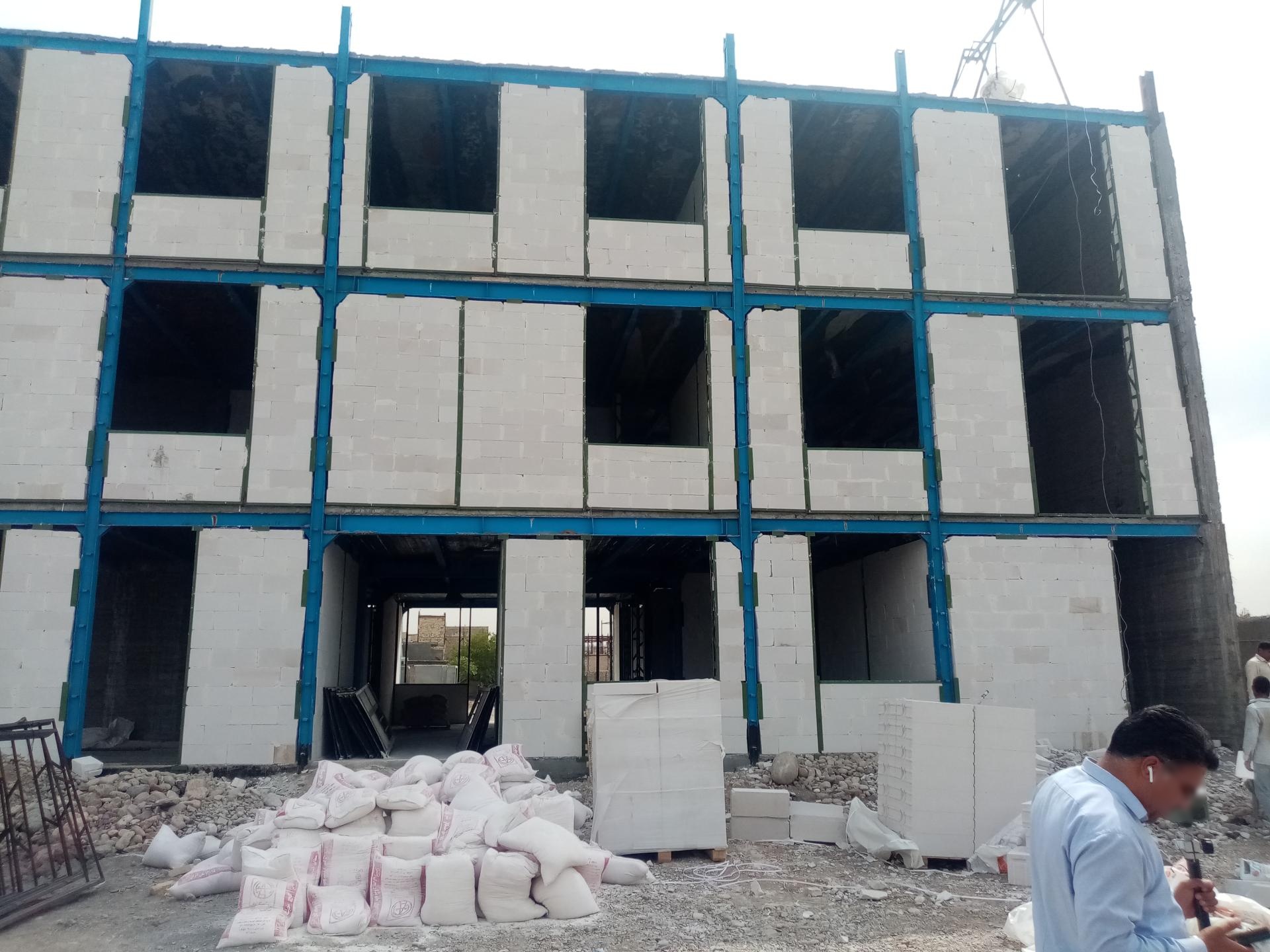 عکس مدرسه بابایی (در حال ساخت)