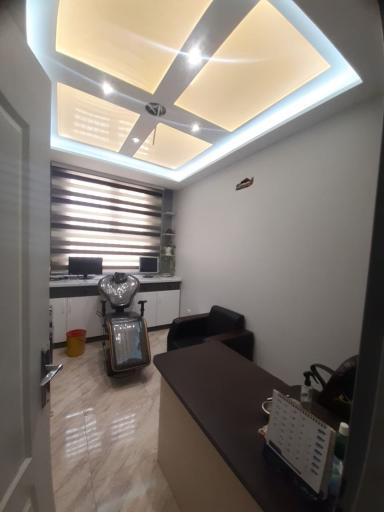 عکس مطب پوست مو و زیبایی دکتر حسینی