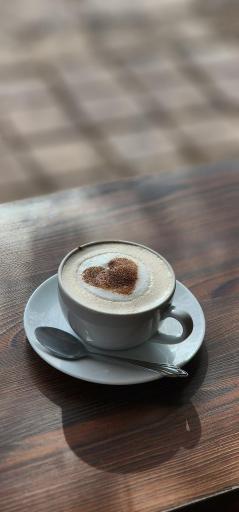 عکس وی کافه