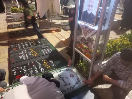 عکس مزار شهید حاج قاسم سلیمانی