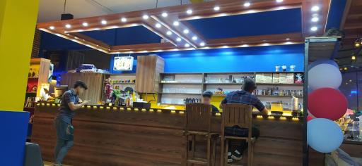 عکس وی کافه