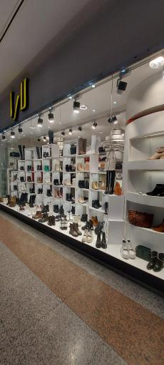 عکس کفش لارا