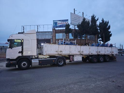 عکس شرکت حمل و نقل ارک ترابر