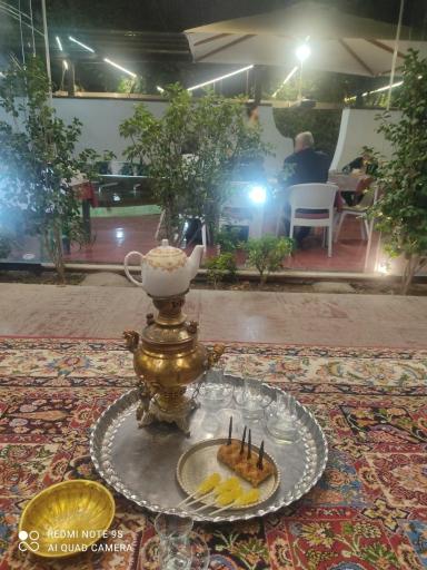 عکس رستوران شب نشین