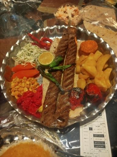 عکس رستوران شب نشین