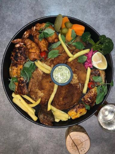 عکس کافه رستوران خسرو