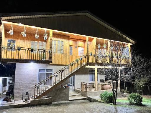 عکس اقامتگاه گل تاج