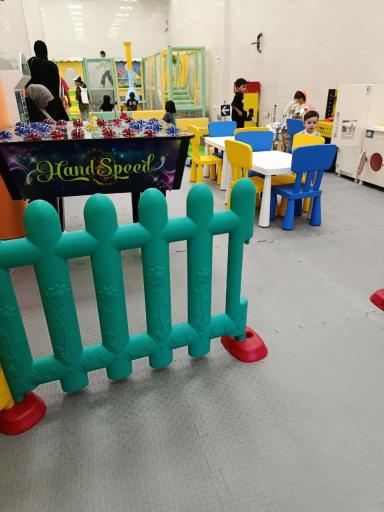 عکس خانه بازی دلفینو