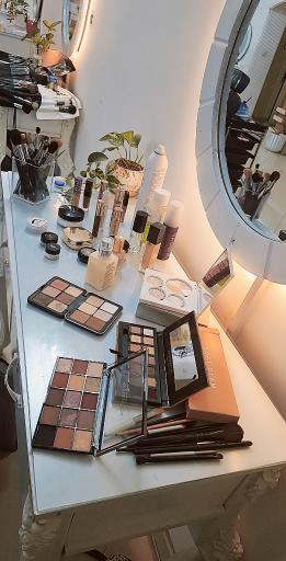 عکس سالن تخصصی همیلا