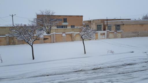 دبیرستان نمونه مهر شهید اسکندری