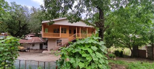 عکس اقامتگاه گل تاج