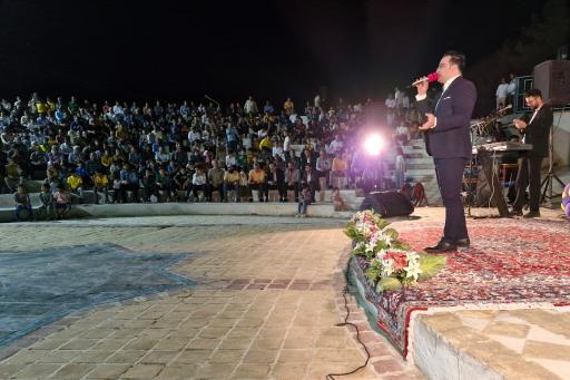 عکس مجموعه آمفی تئاتر روباز آفتاب