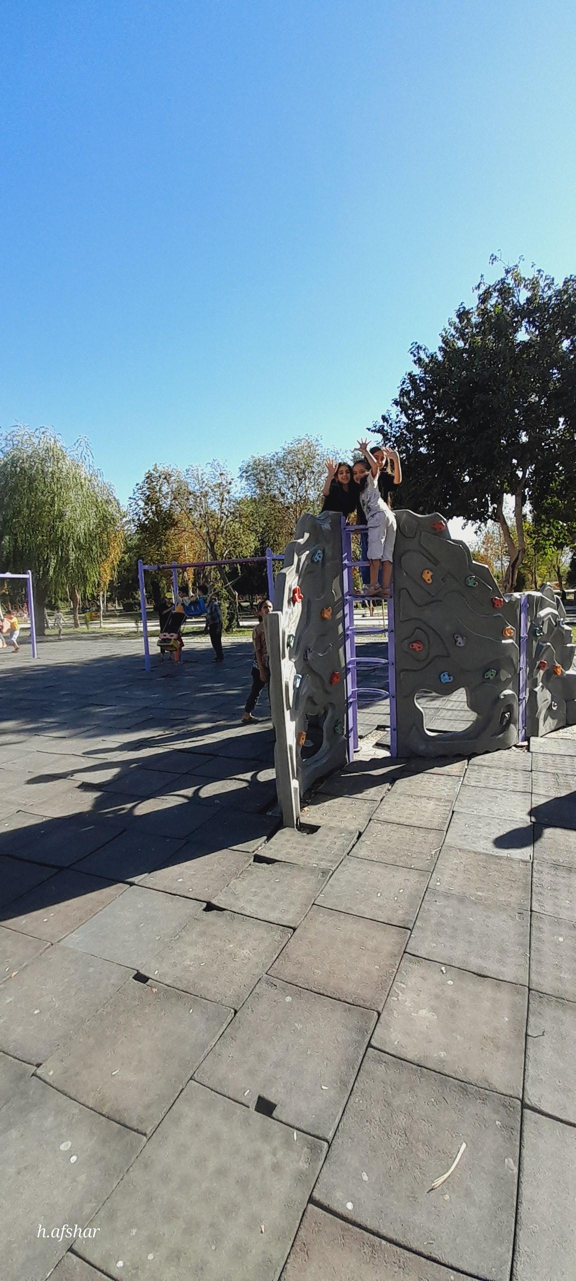 عکس پارک ساحلی زرین شهر