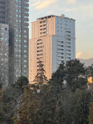 عکس برج سفید (صندوق سرمایه گذاری تعاون ) قدیر