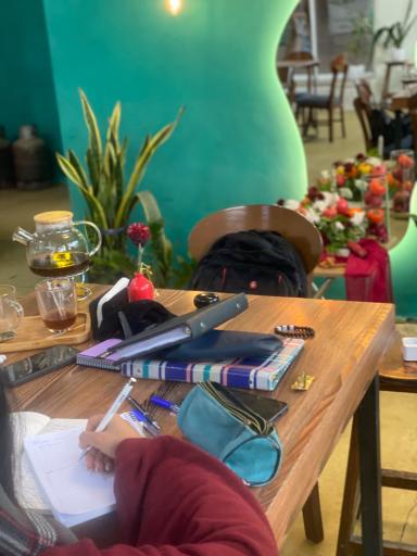 عکس کافه کتاب ارسطو