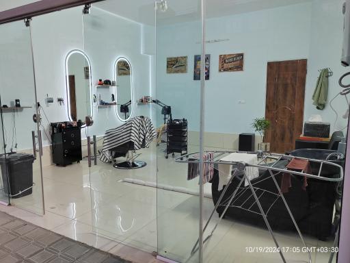 عکس آرایشگاه دوچهره