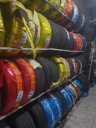 عکس لاستیک فروشی مهرداد موثقی