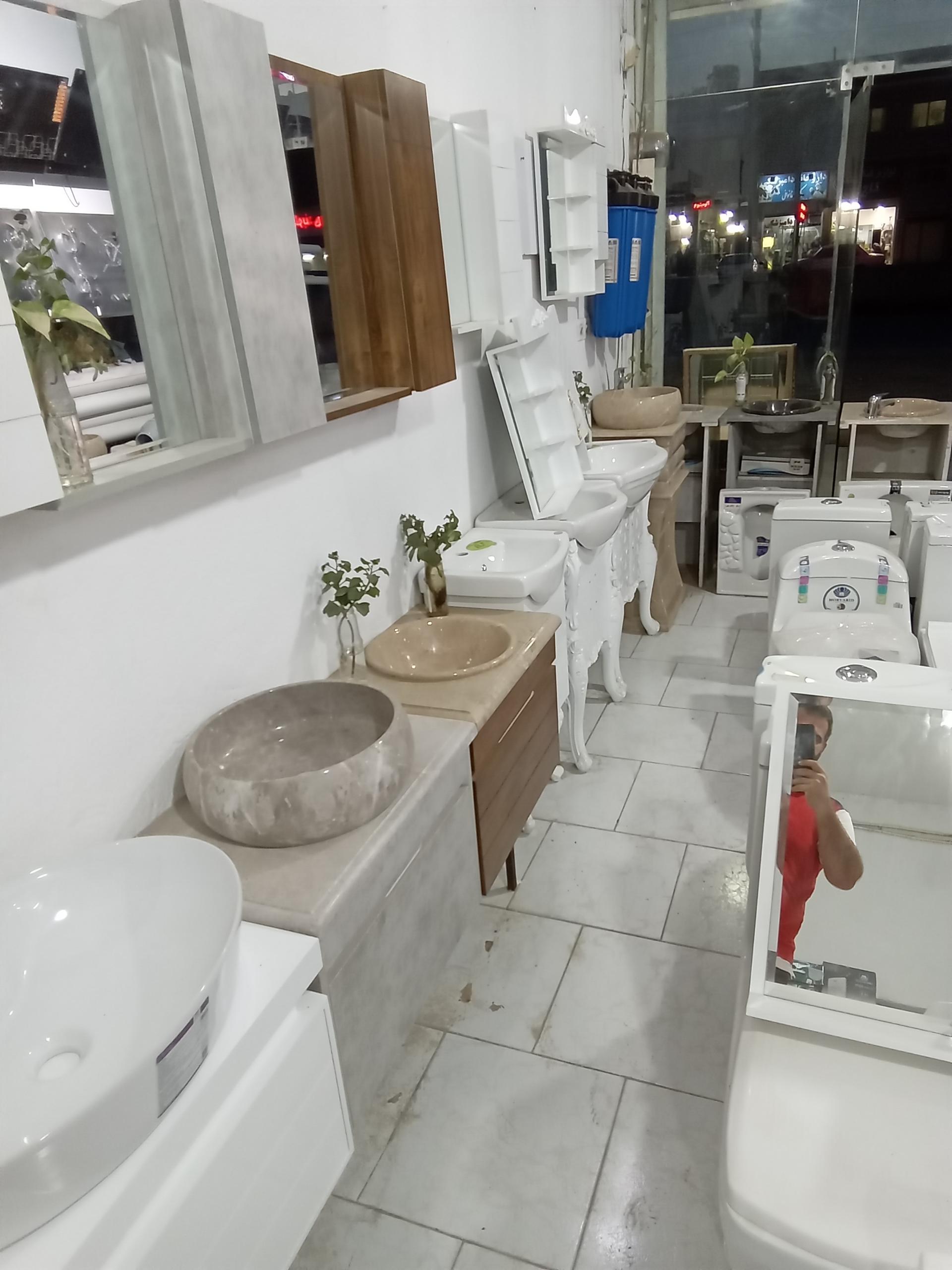 عکس لوله و اتصالات برتر و لوازم بهداشتی ساختمان برتر