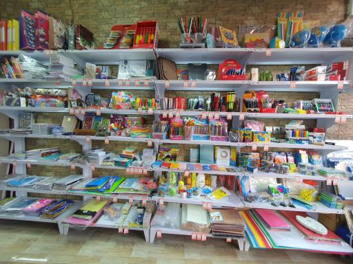 عکس کلبه کتاب