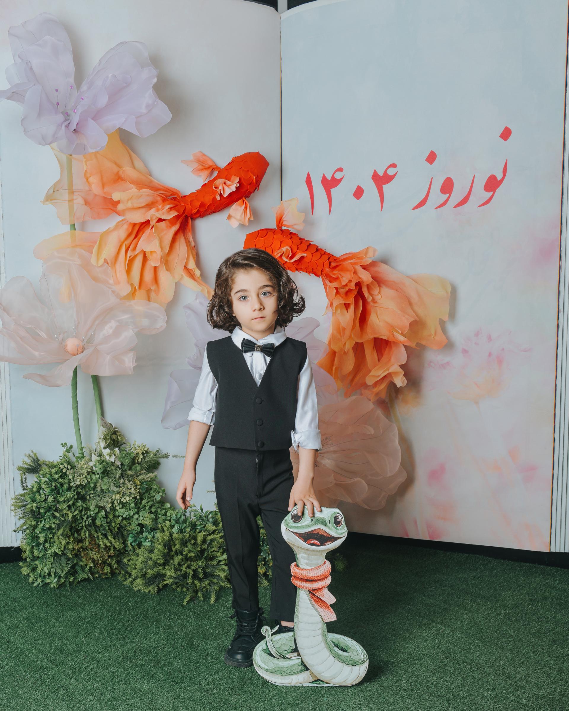 عکس آتلیه تخصصی نوزاد و کودک دریچه