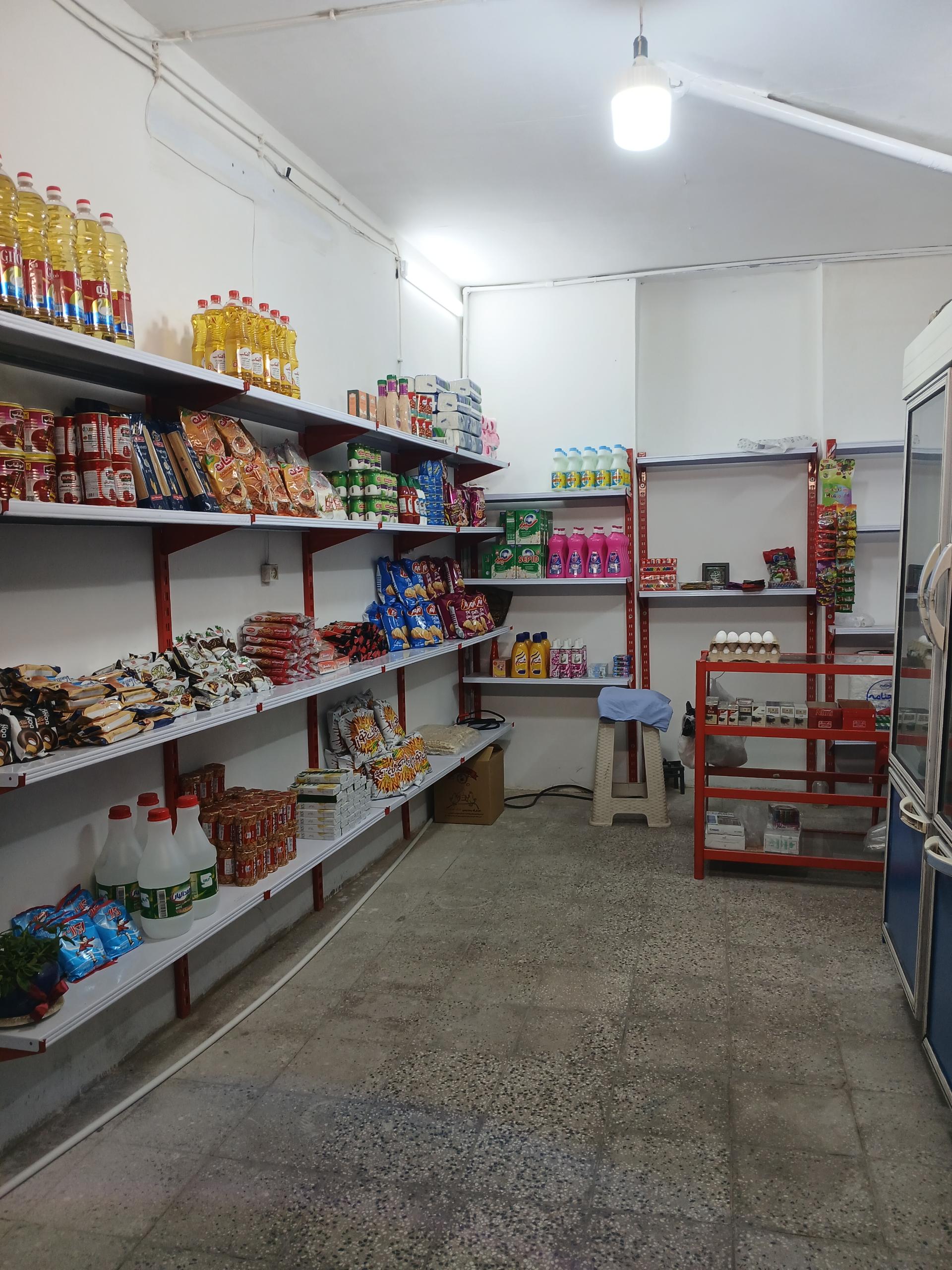 عکس سوپرمارکت صادقی