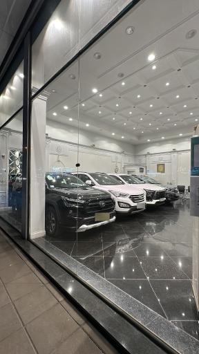 عکس نمایشگاه اتومبیل عطائی