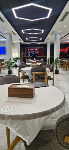 عکس اکبر جوجه شعبه مرکزی