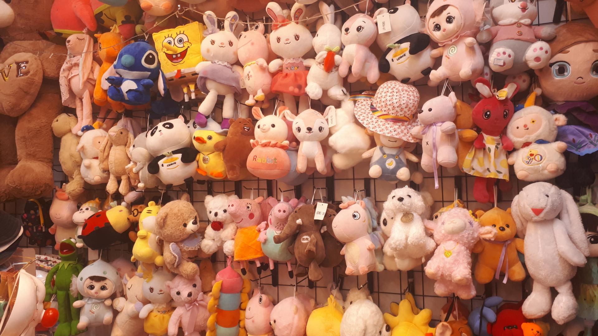 عکس فروشگاه شیرزاد